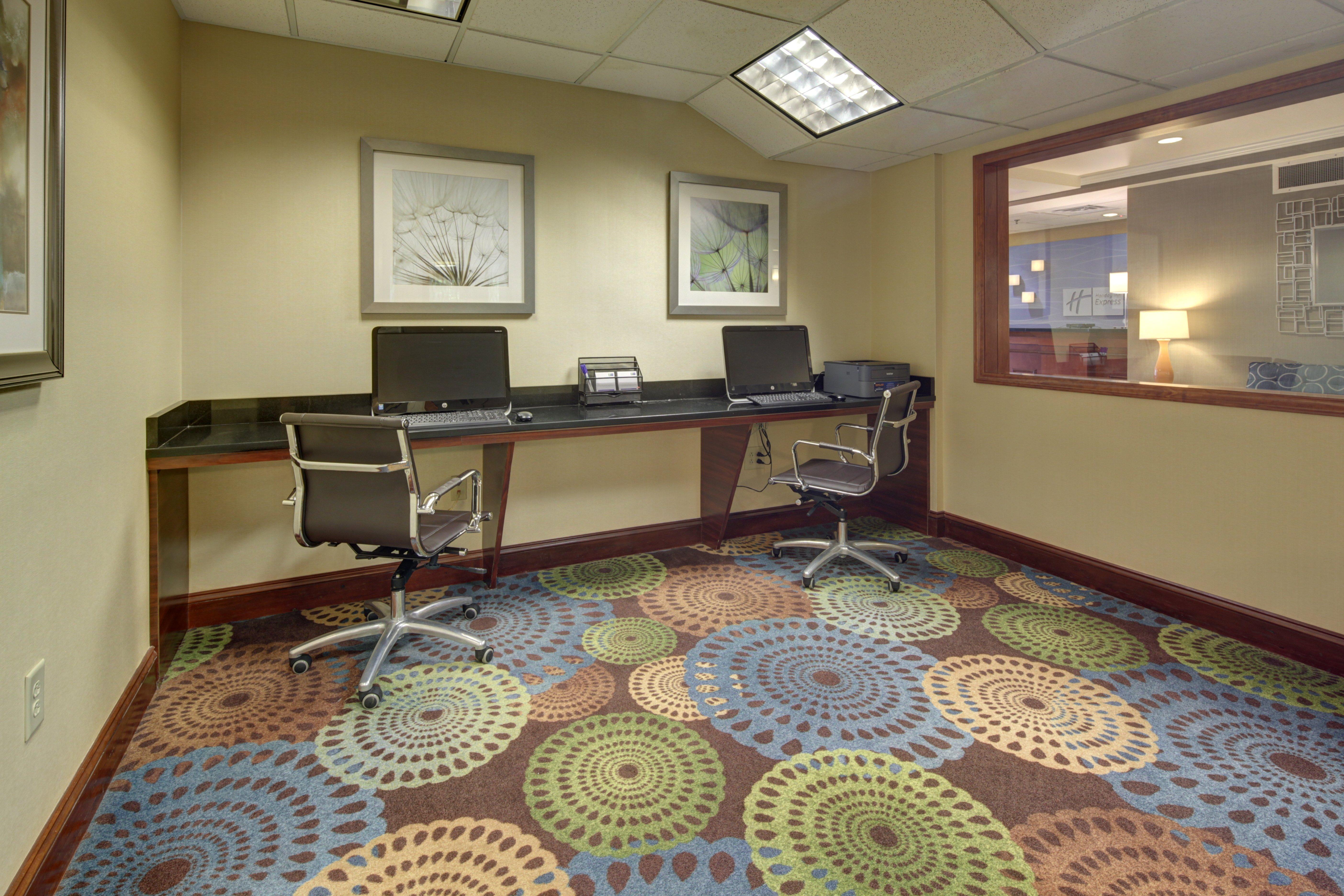 Holiday Inn Express Hotel & Suites Emporia By Ihg מראה חיצוני תמונה