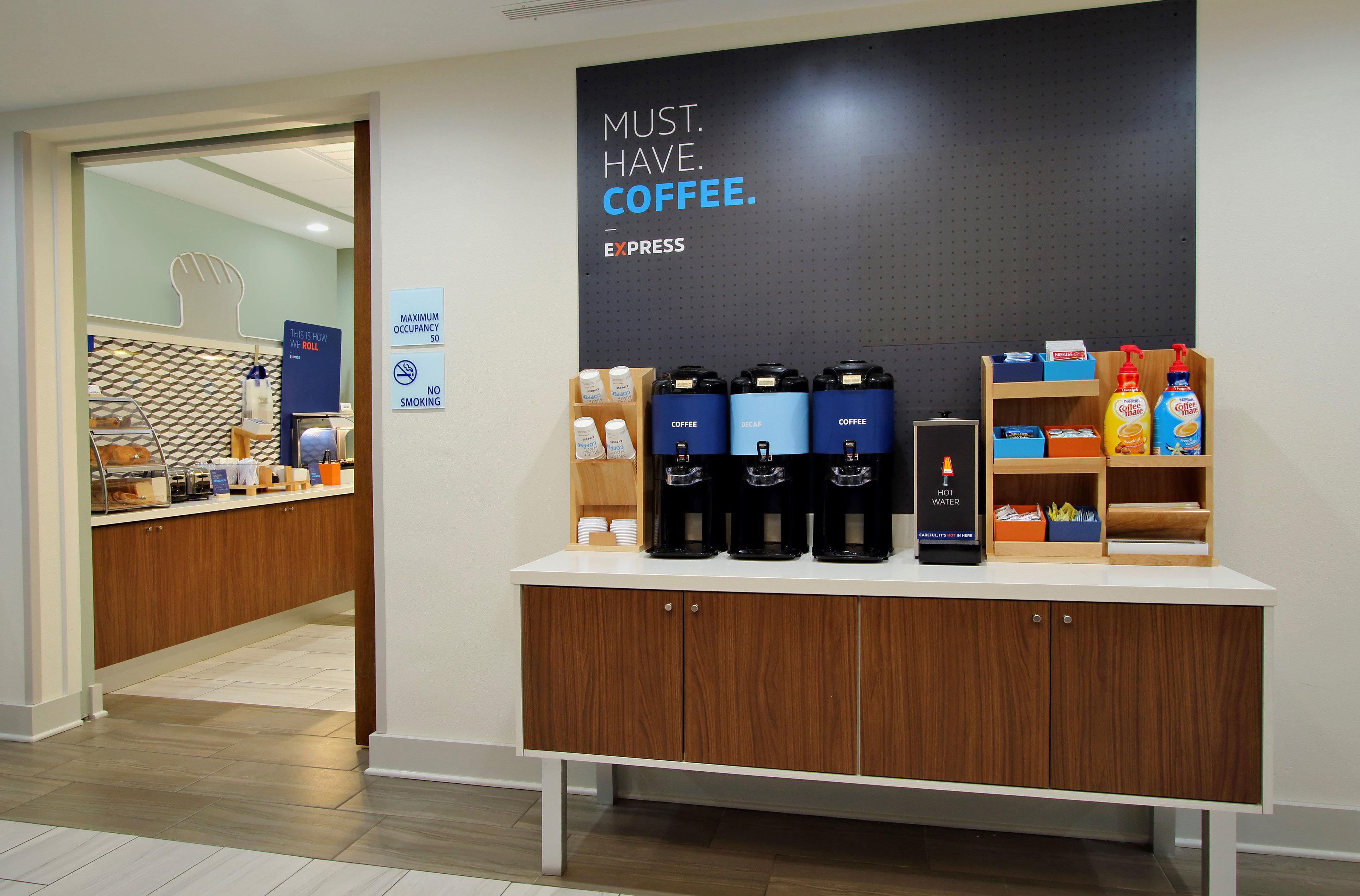 Holiday Inn Express Hotel & Suites Emporia By Ihg מראה חיצוני תמונה