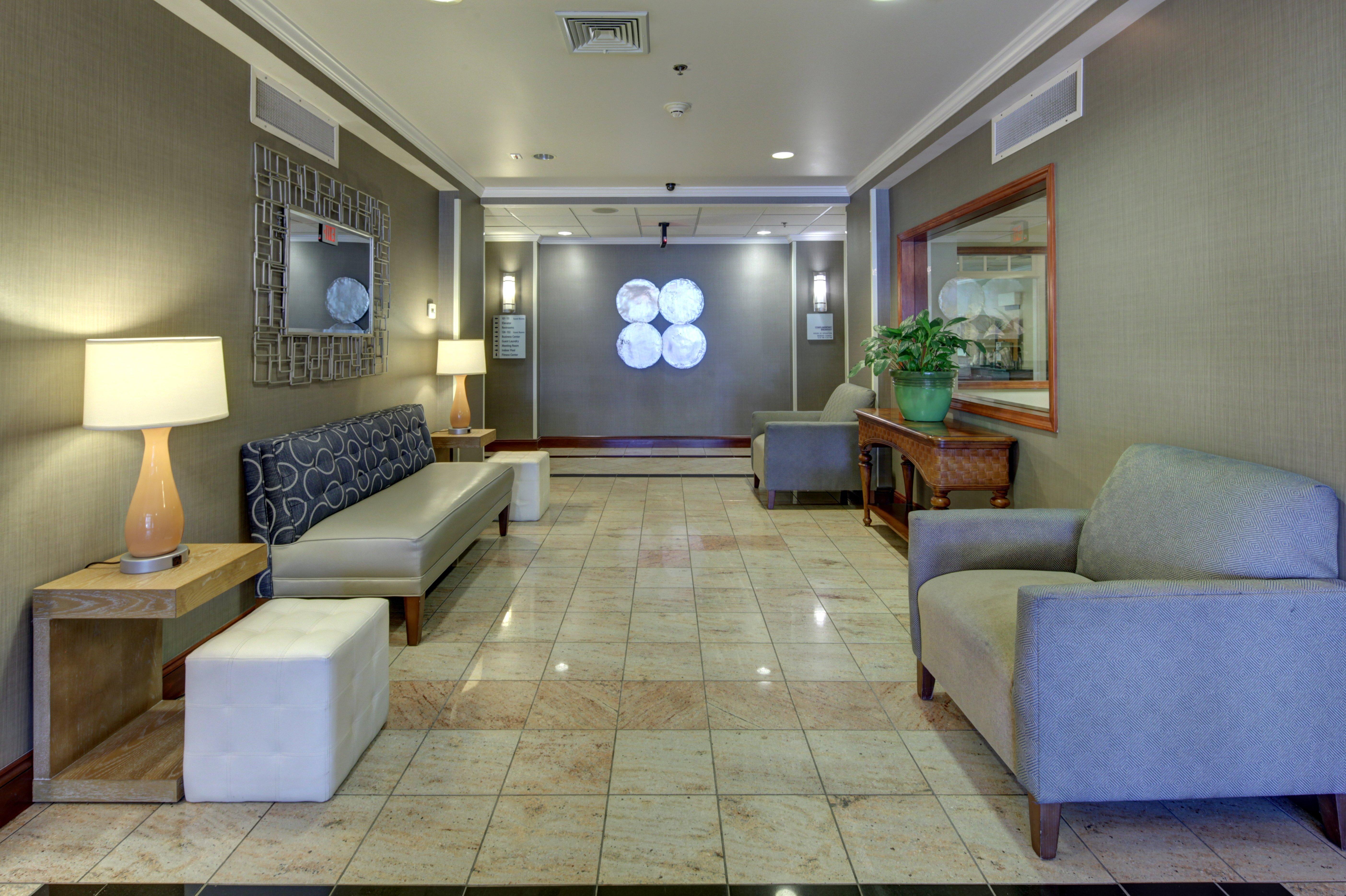 Holiday Inn Express Hotel & Suites Emporia By Ihg מראה חיצוני תמונה