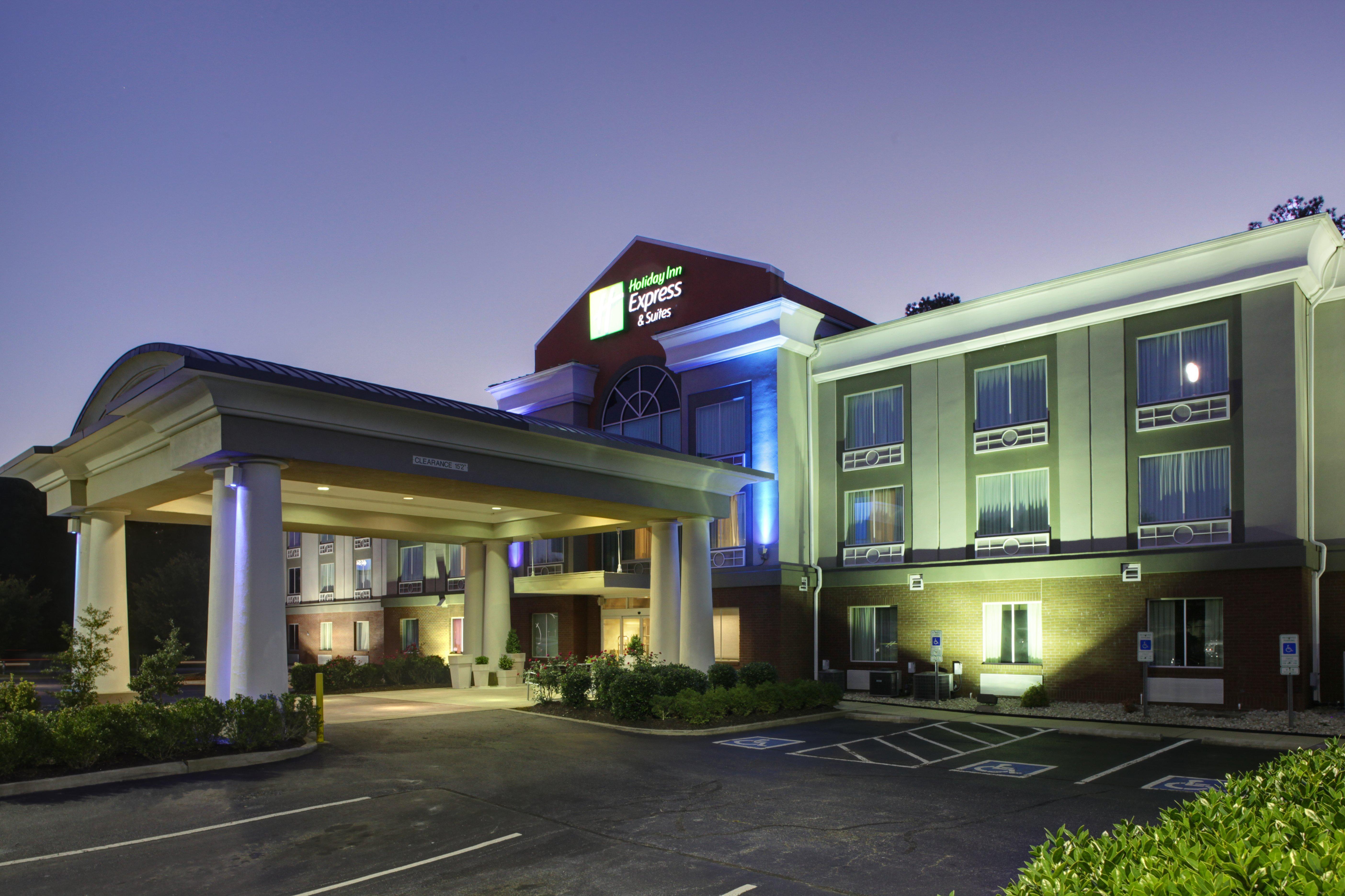 Holiday Inn Express Hotel & Suites Emporia By Ihg מראה חיצוני תמונה