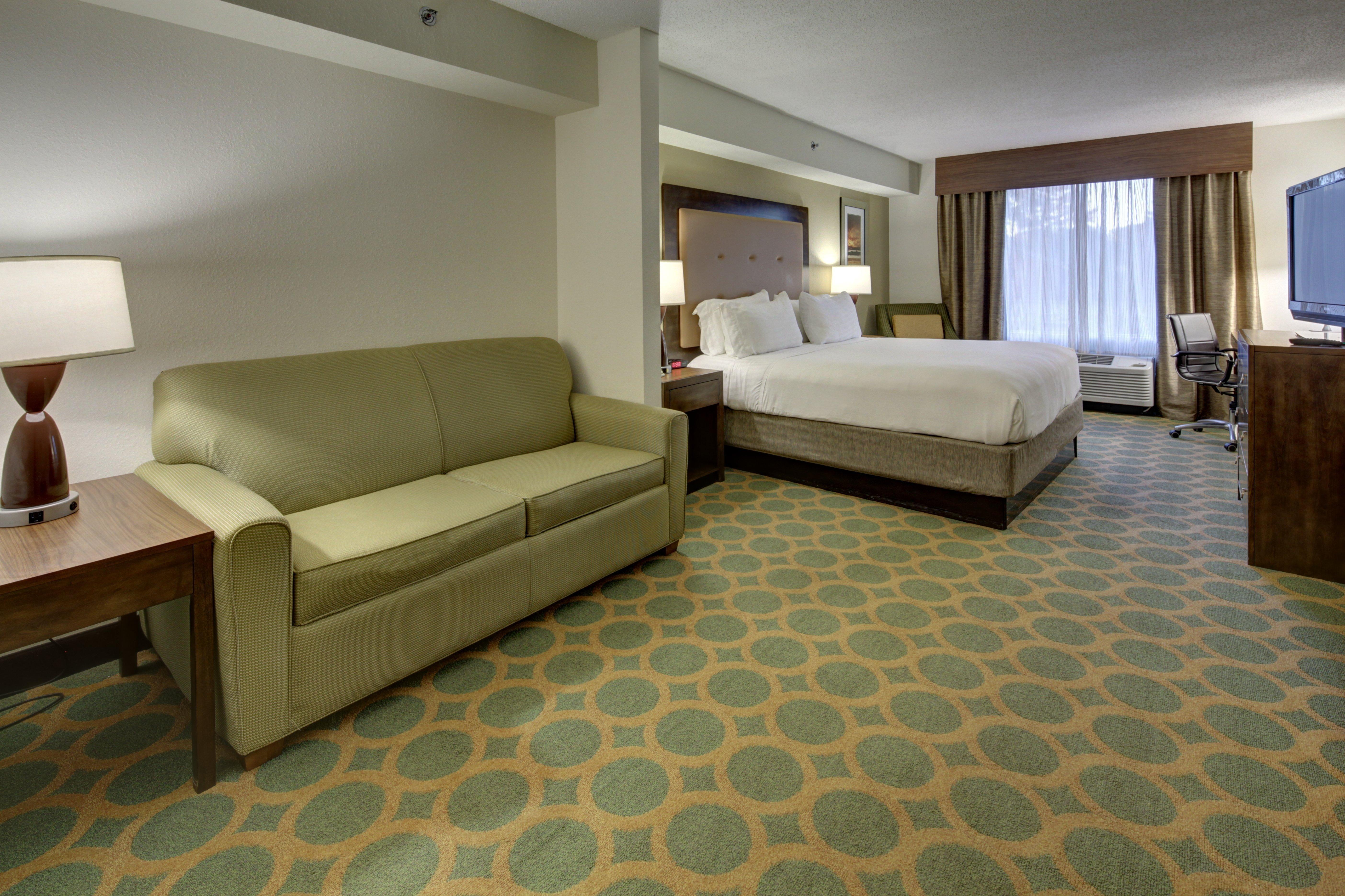 Holiday Inn Express Hotel & Suites Emporia By Ihg מראה חיצוני תמונה